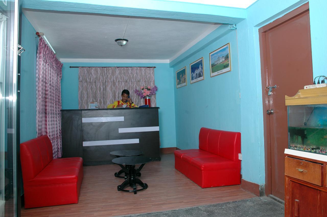 Travellers Dorm Bed & Breakfast Katmandú Exterior foto