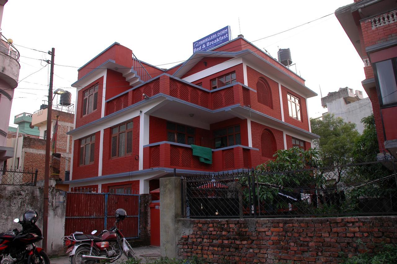 Travellers Dorm Bed & Breakfast Katmandú Exterior foto