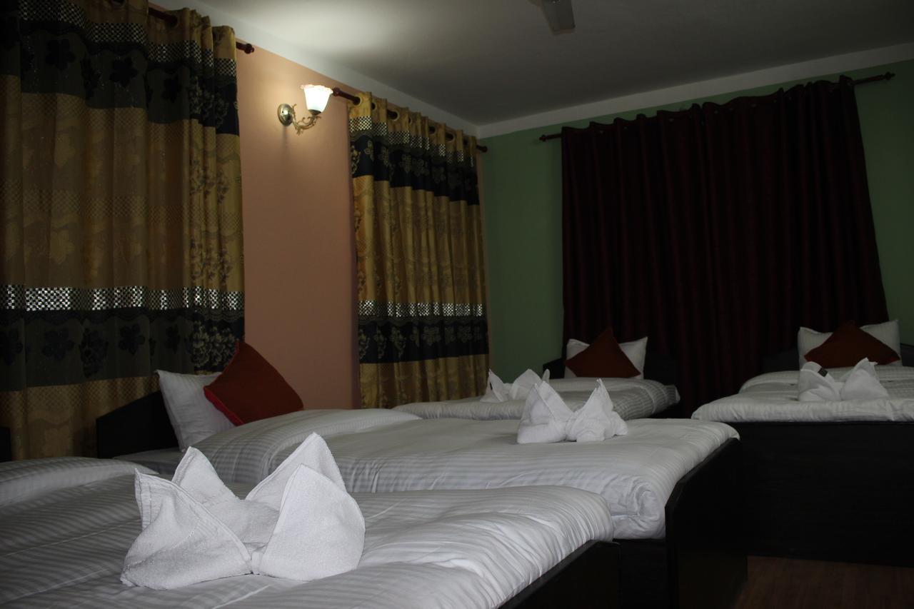Travellers Dorm Bed & Breakfast Katmandú Exterior foto