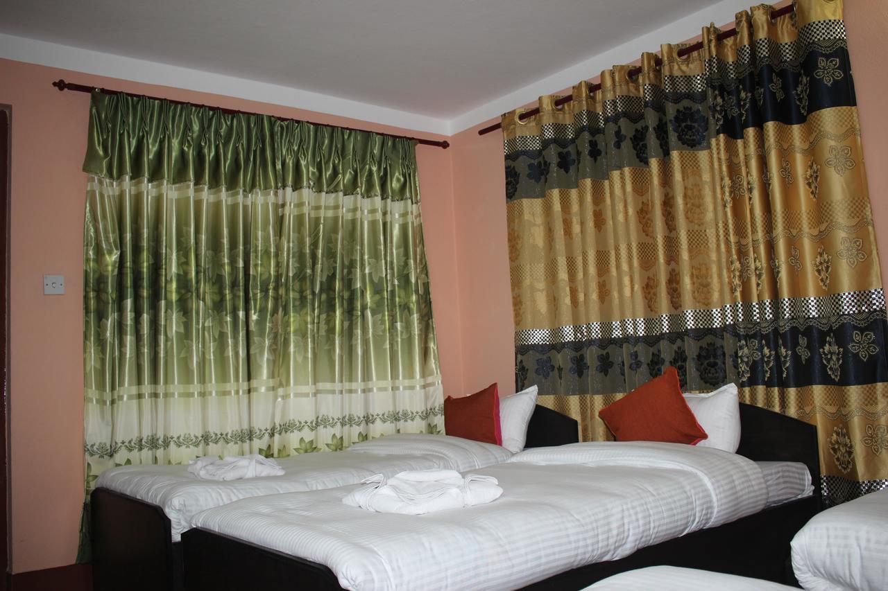 Travellers Dorm Bed & Breakfast Katmandú Exterior foto