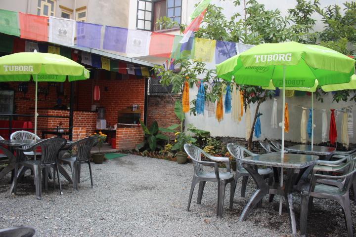 Travellers Dorm Bed & Breakfast Katmandú Exterior foto