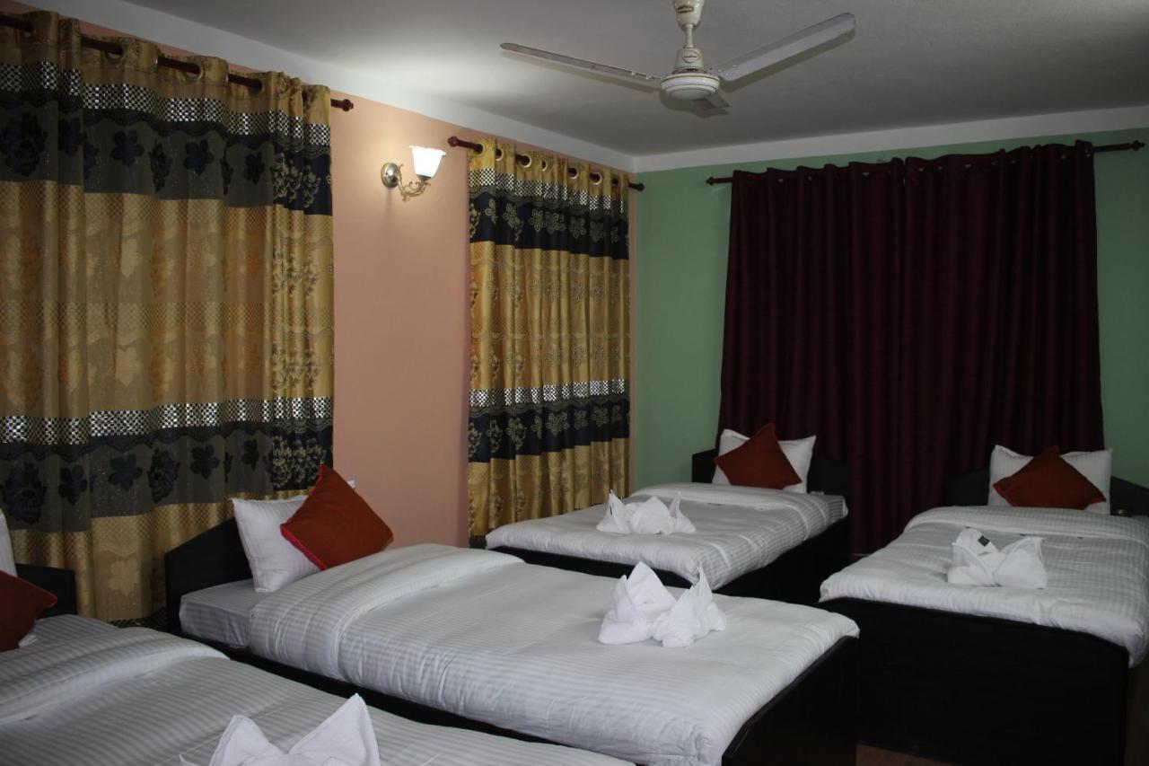 Travellers Dorm Bed & Breakfast Katmandú Exterior foto